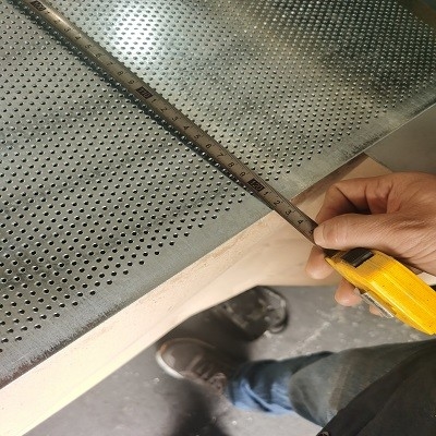 0.2mm - 1mm γαλβανισμένο διατρυπημένο πιάτο πλέγματος μετάλλων για τη διακόσμηση