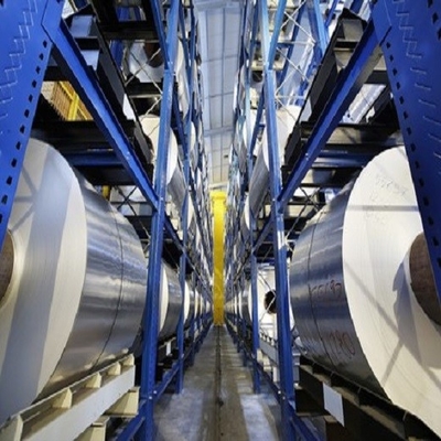 πάχος 1500mm 0.2mm λαμπρή εμφάνιση φύλλων αλουμινίου φυσαλίδων Alu πλάτους υγιεινή