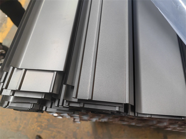 πάχος 6061 0.38mm σχεδιάγραμμα εξώθησης αργιλίου 6082 6063 για τις πόρτες και τα παράθυρα